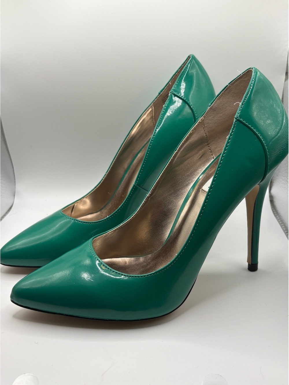 Steve Madden Carli Green Patent Leather Pointed Toe Stiletto High Heels Size 8M